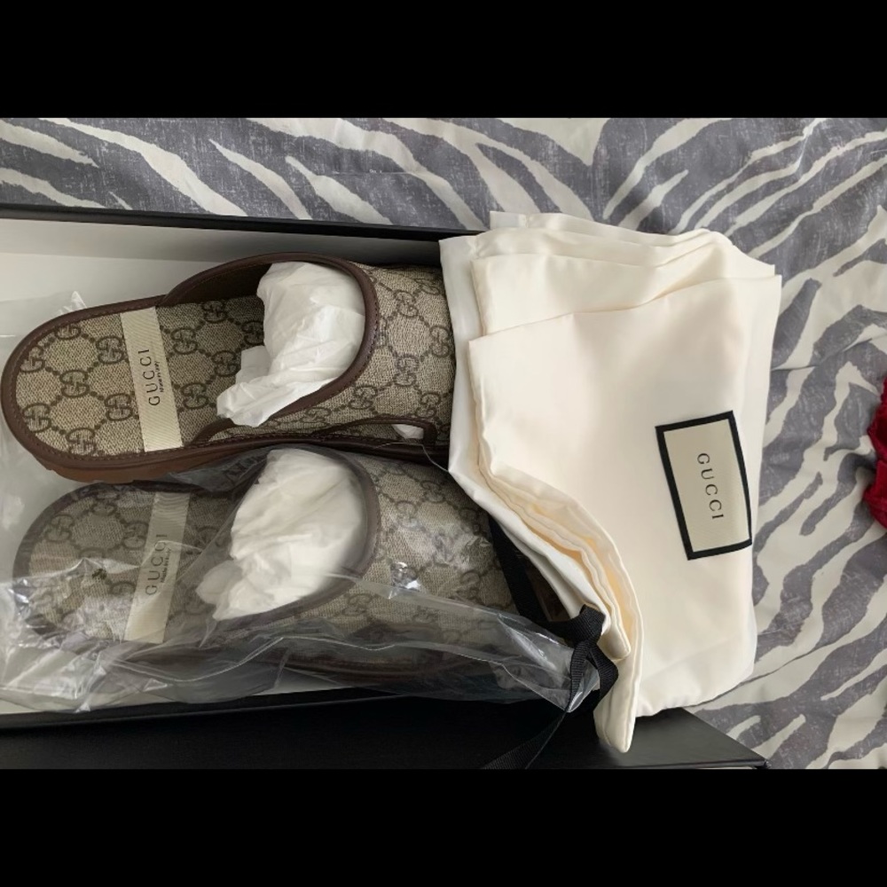Men’s Gucci Slides